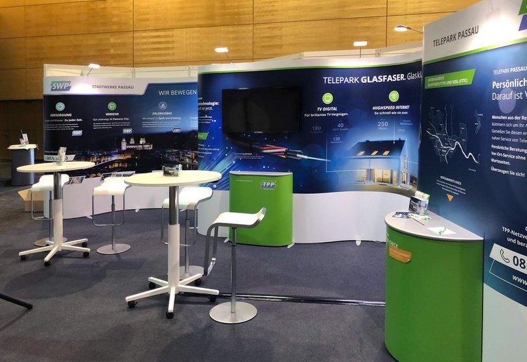 Mobiler Messestand - ISOframe Wave - Stadtwerke Passau